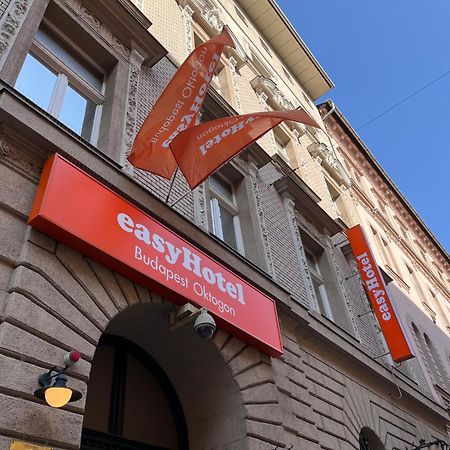 Easyhotel Budapest Oktogon Exterior foto